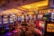 The Pros and Cons of Online Versus Land Casinos